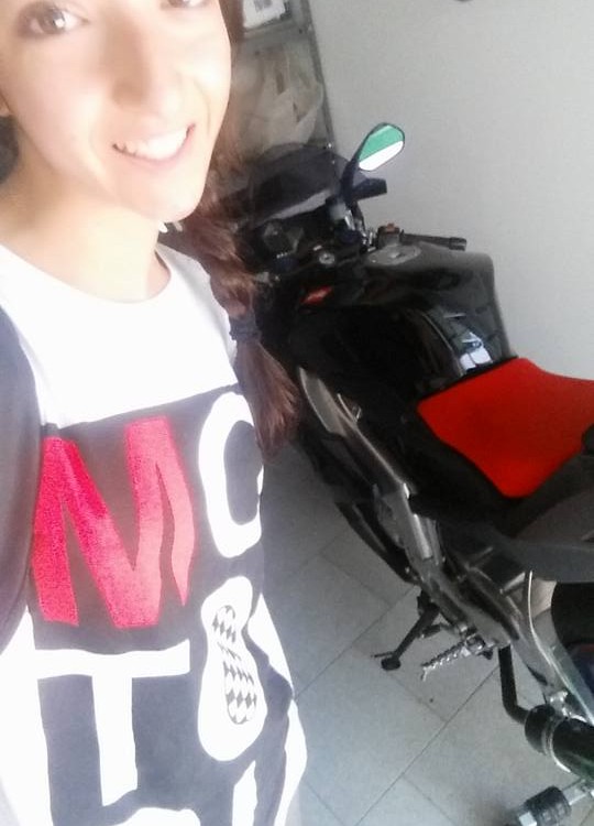 Greta_ragazze_in_moto