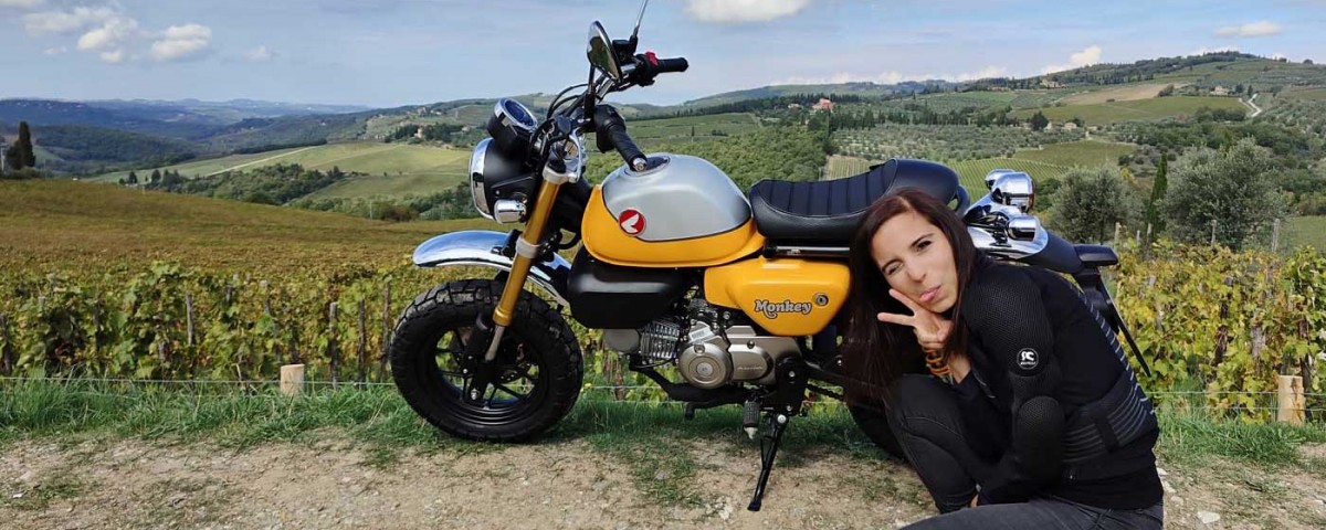 monica-ragazze-in-moto