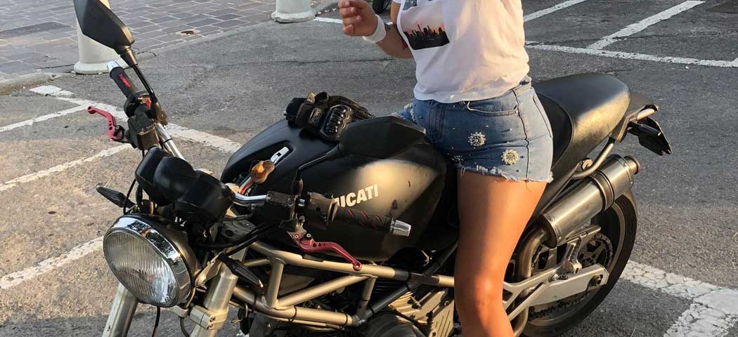 catia_ragazze_in_moto