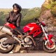 elena_ragazze_in_moto