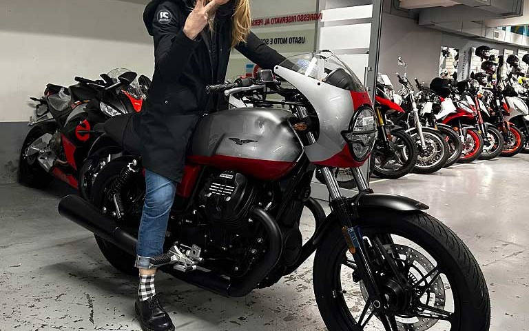 miriam_ragazze_in_moto