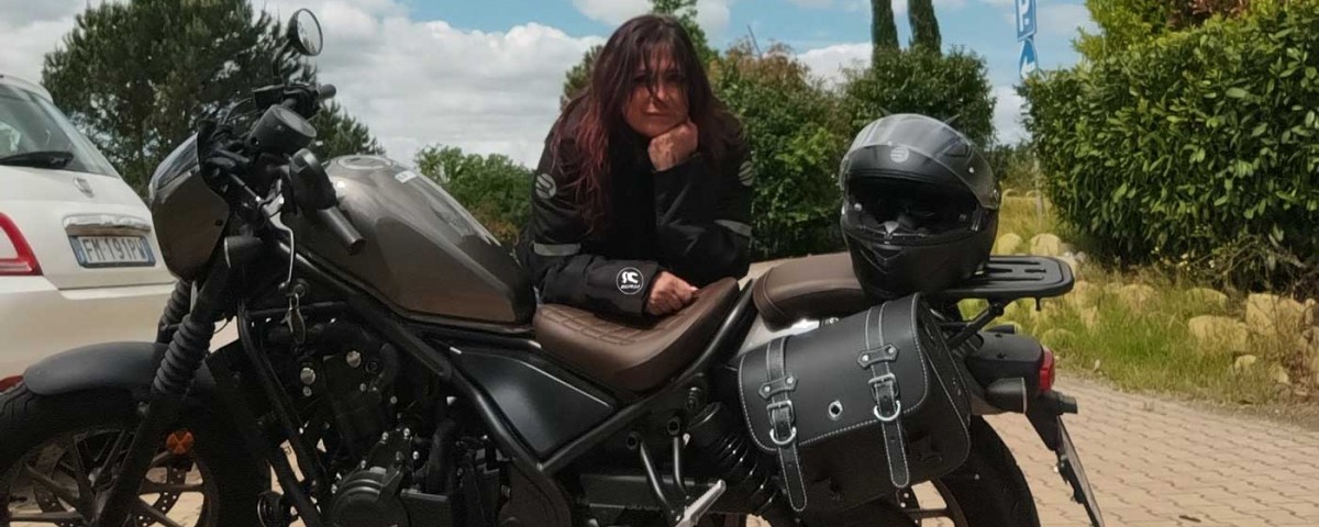 paola_ragazze_in_moto