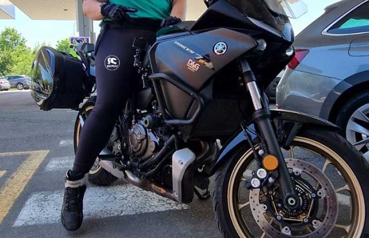 silvia_ragazze_in-moto