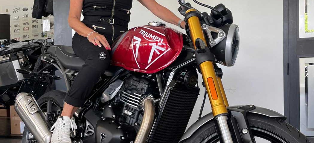 tiziana_ragazze-in_moto