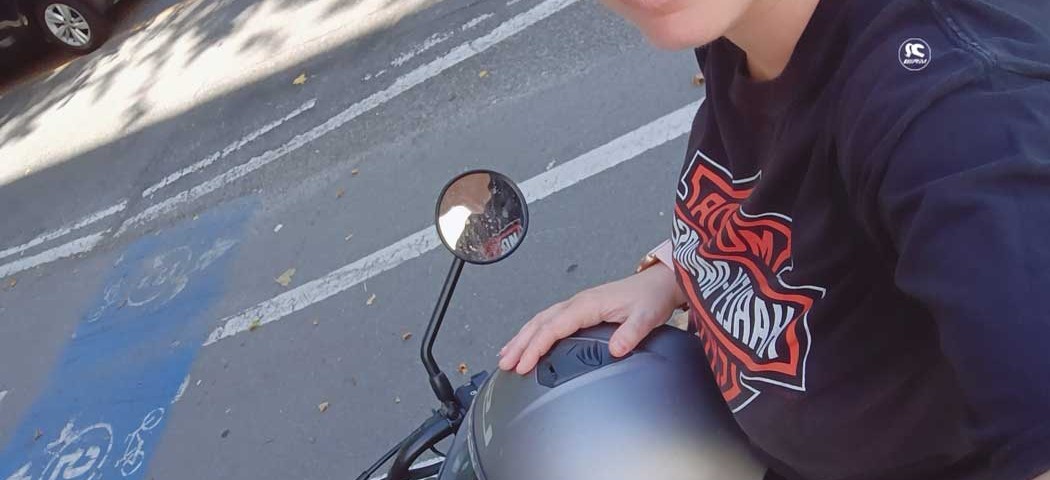 eleonora_ragazze_in_moto