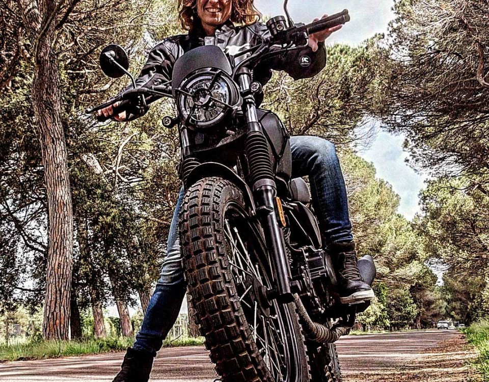 giuliana_ragazze_in_moto