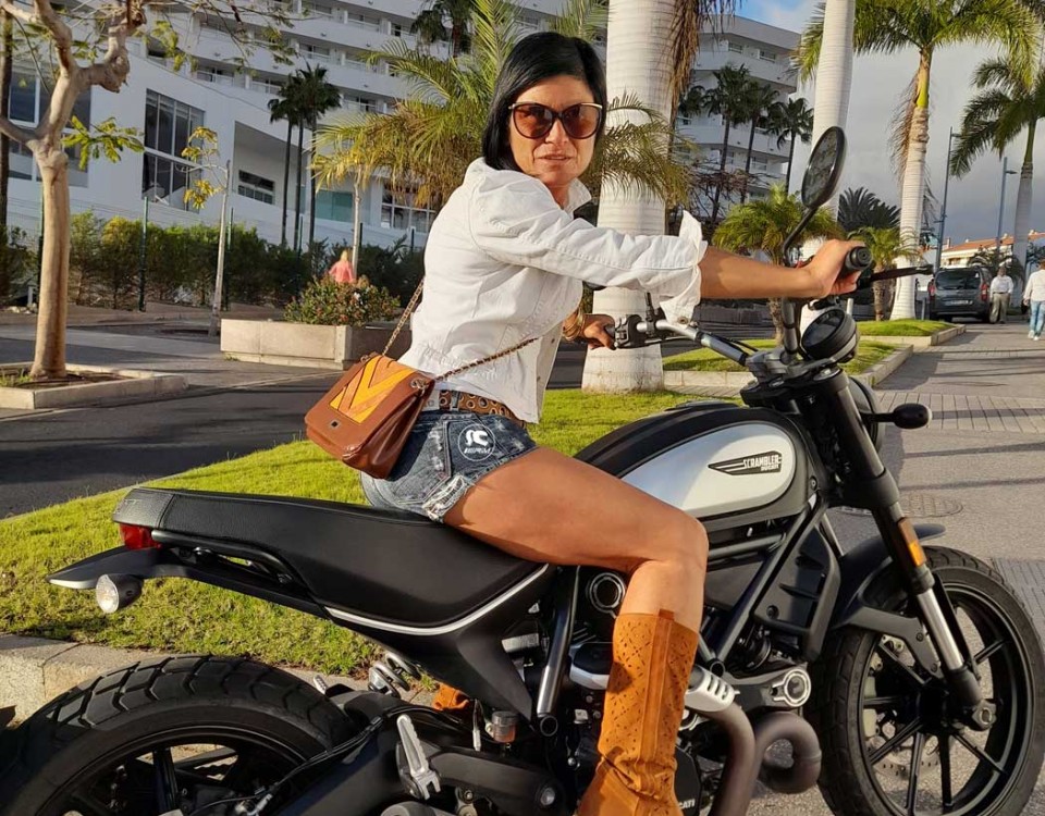 stefania_ragazze_in_moto